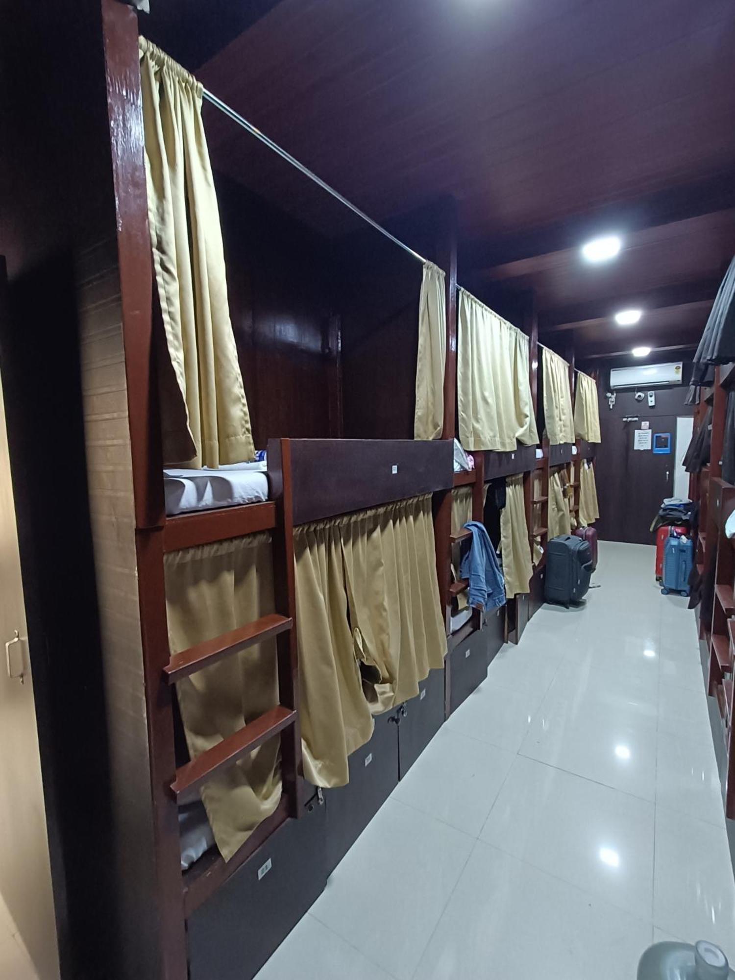 Asra Dormitory For Male And Female Bombaj Zewnętrze zdjęcie