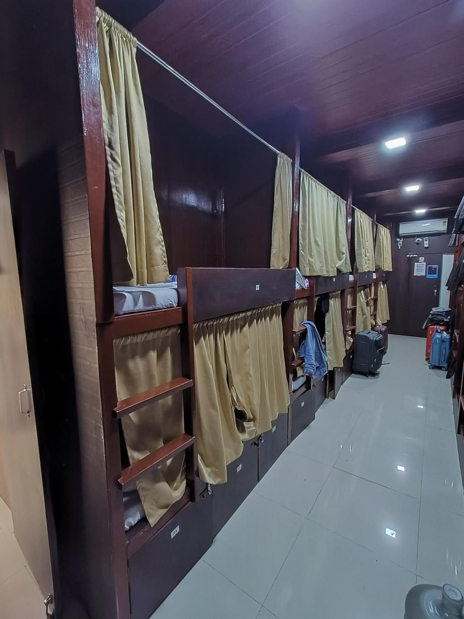Asra Dormitory For Male And Female Bombaj Zewnętrze zdjęcie