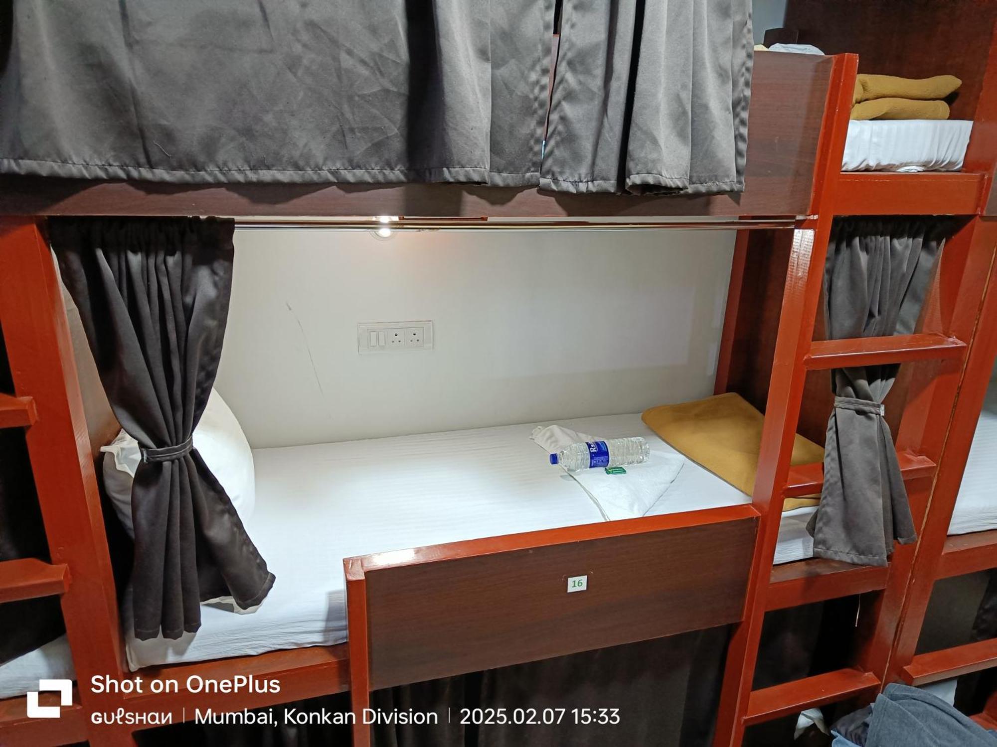 Asra Dormitory For Male And Female Bombaj Zewnętrze zdjęcie
